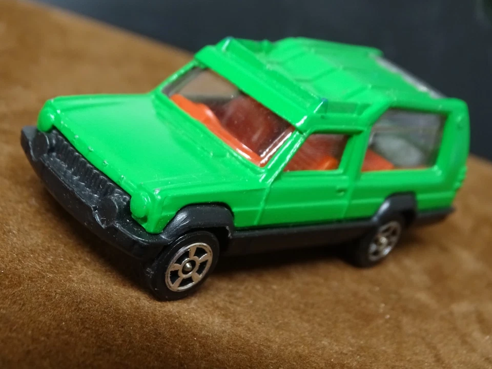 MATRA RANCHO ORIGINAL CORGI JUNIORS 1:64 SCALE VINTAGE DIECAST UK MADE MODEL CAR - Imagem 4 de 4