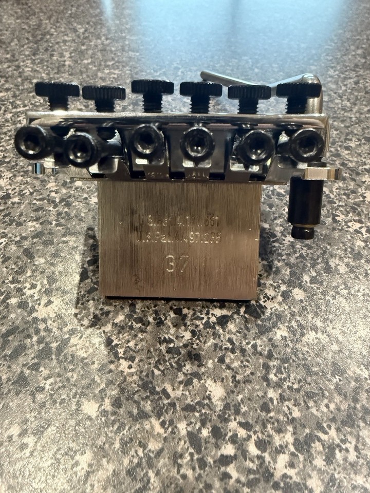 FLOYD ROSE FRT-800K - AUTHENTIC FLOYD ROSE TREMOLO BRIDGE-ORIGINAL SERIES-SATIN - #6861076 - su