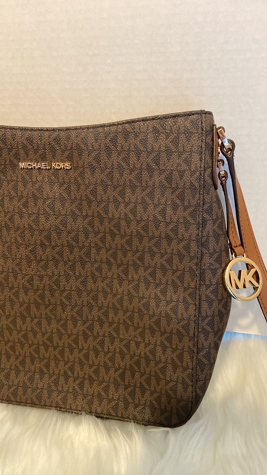 Michael Kors Jet Set Travel Large Logo Messenger Bag Gem