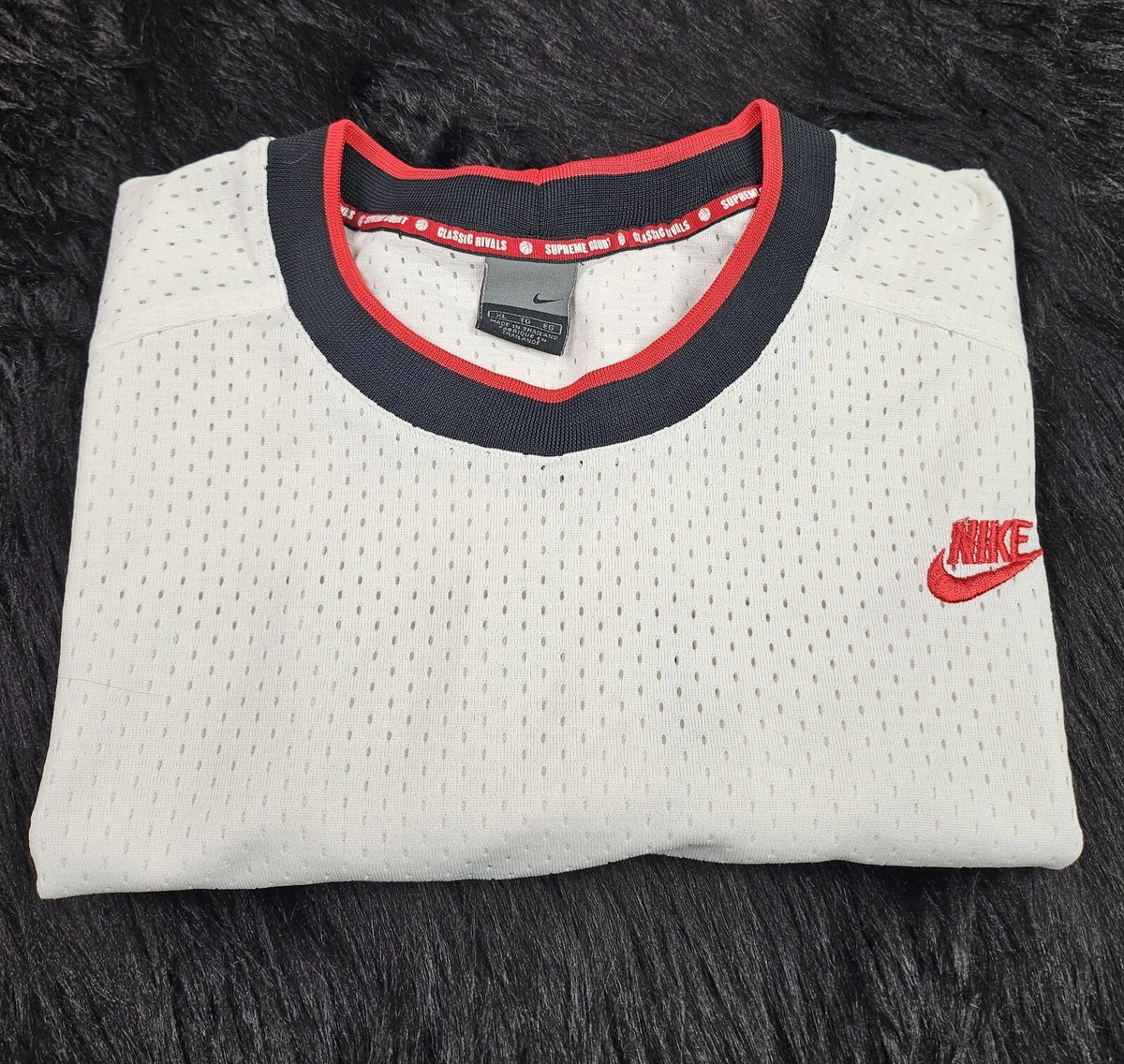 Pull supreme nike hot sale