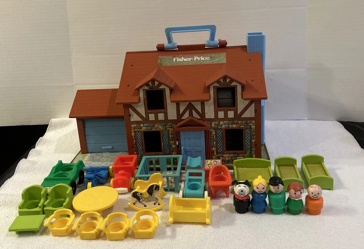 Little people hotsell family house