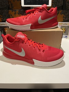 nike zoom live 2 red