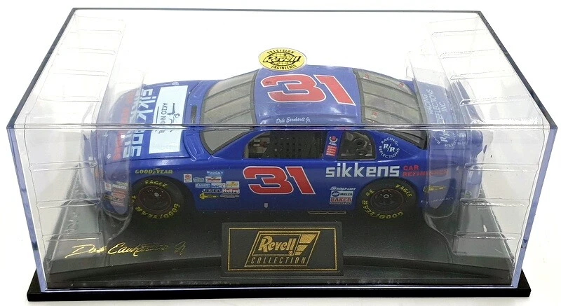 Revell 1/24 Scale RC249735215-3 1997 Sikkens Chevrolet Monte Carlo #31 - Image 4 of 4