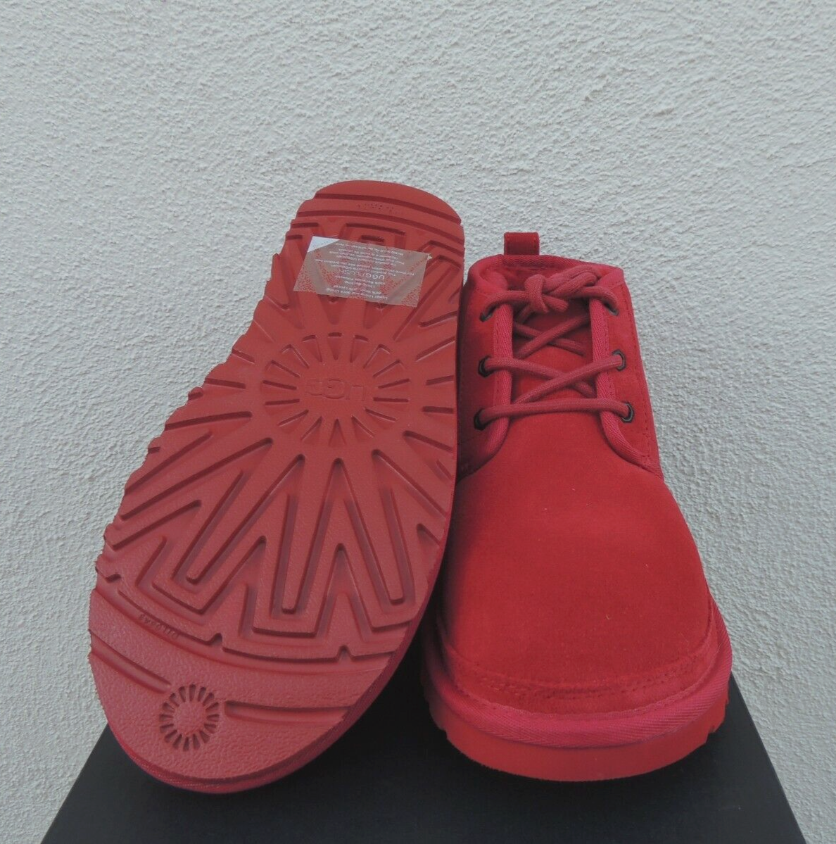 UGG NEUMEL SAMBA RED SUEDE/ SHEEPWOOL CHUKKA ANKLE BOOTS  display picture 1