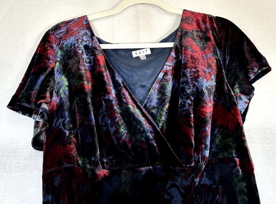 EAST Dress 16 Silk Blend Velvet Midi Short Sleeves Empire Waist - Image 2 of 4