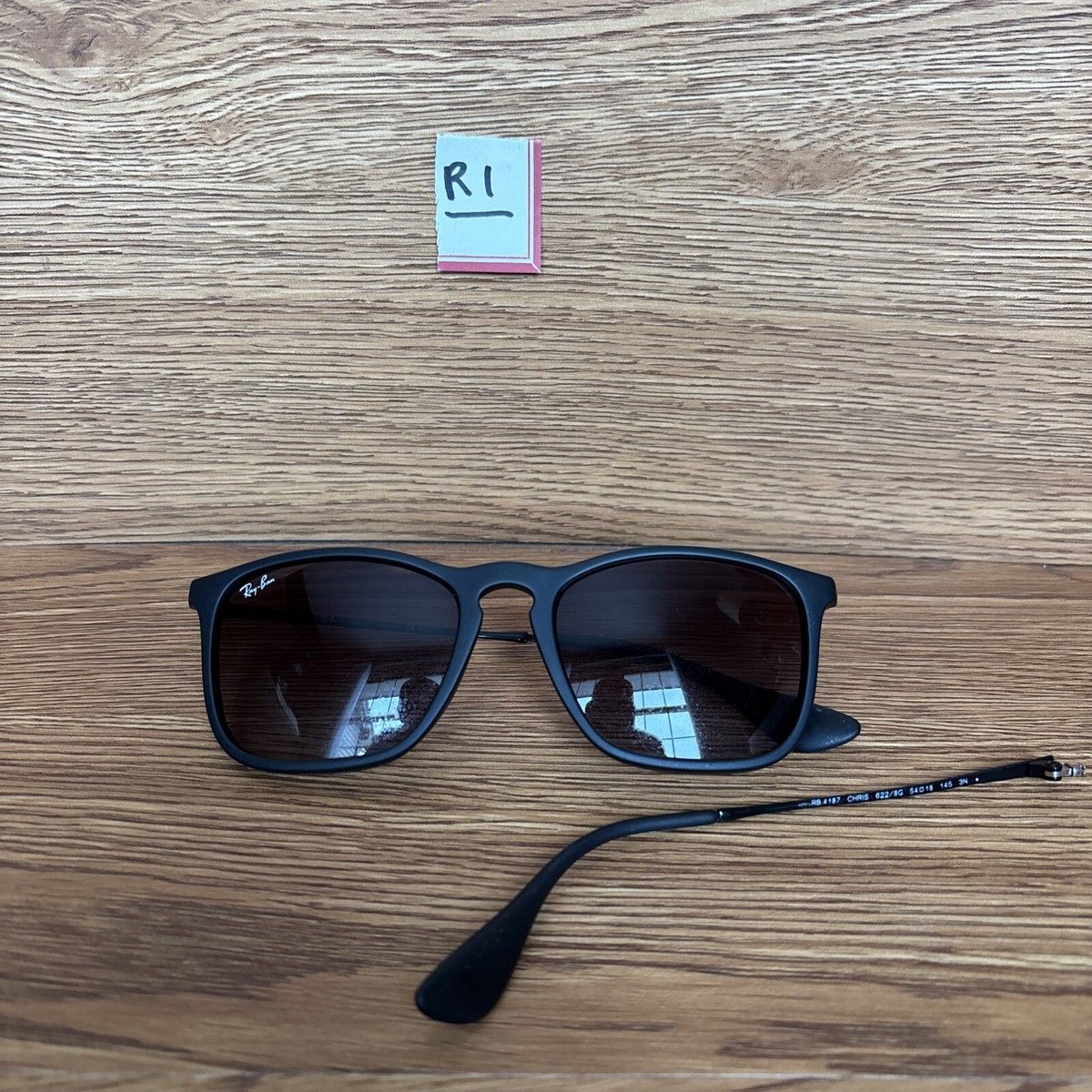 Ray-Ban Rb4187 622 8g Chris Black Frame Grey Gradient 54mm