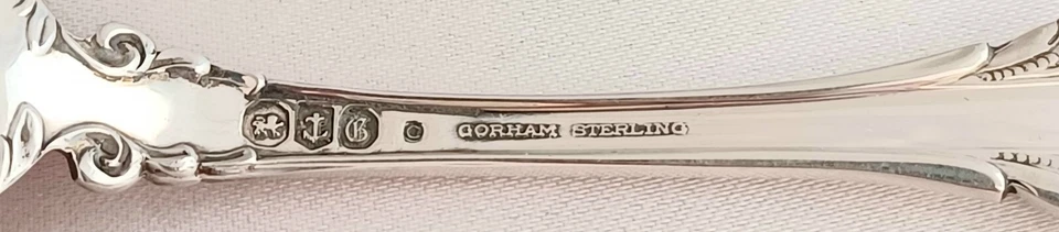 Medici New by Gorham Sterling Sugar Shell - Image 4 of 4