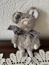 Vintage Boyds Bear Collection Jointed Mouse Cheddar - Read - 100 to Charity