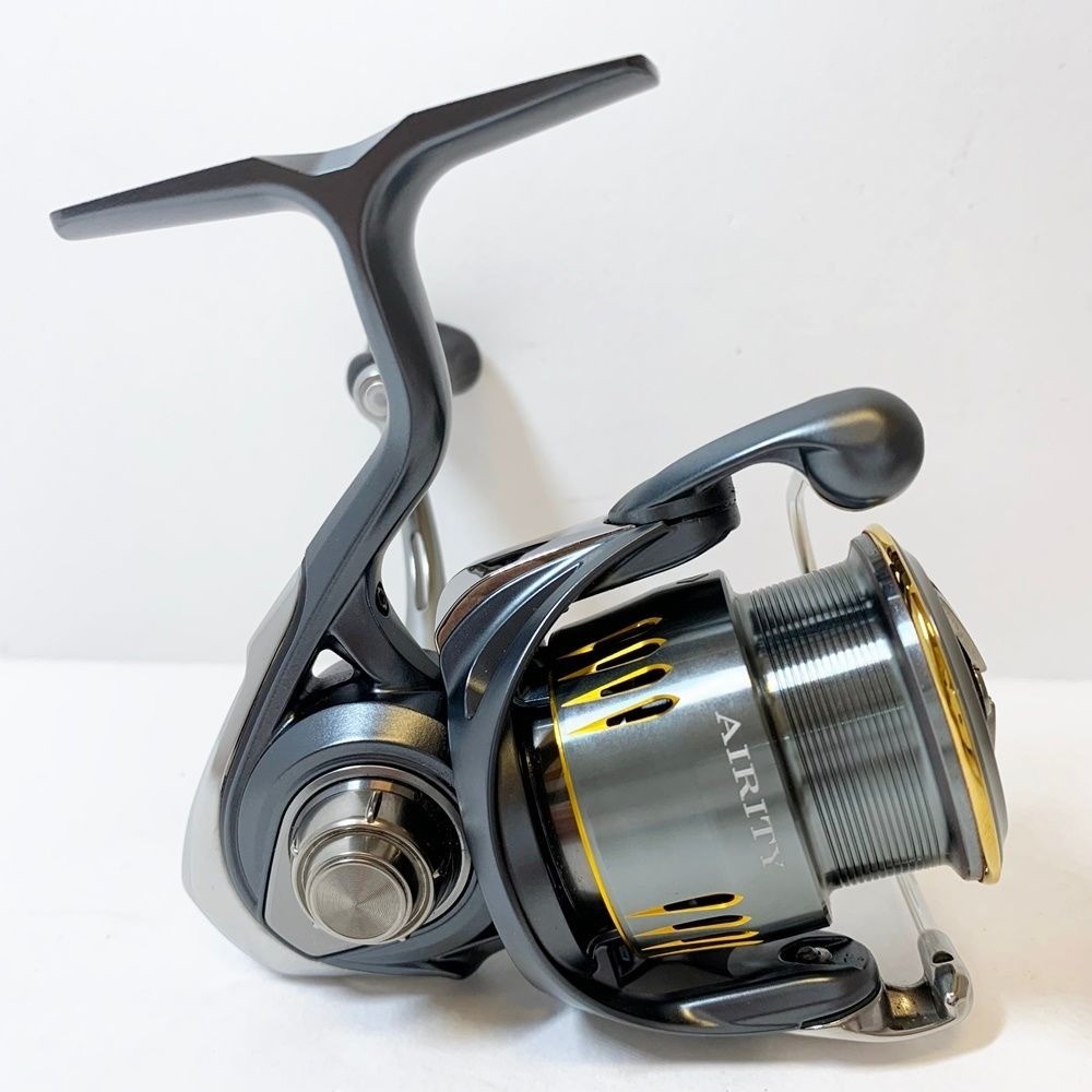 Near Mint DAIWA 23 Airity ST LT 2000S-P Spinning Reel Japan USED