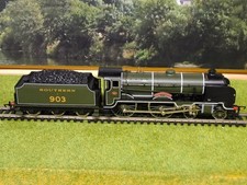 Hornby R057 Charterhouse Schools Class 4-4-0 Loco No. 903 Southern Green