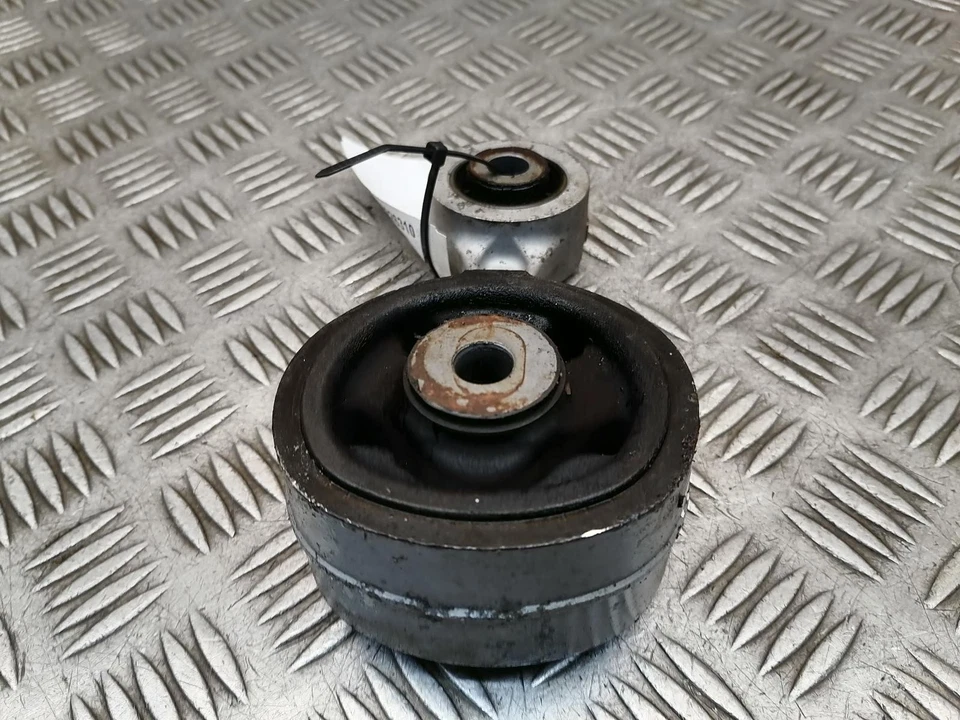 HONDA CIVIC ENGINE MOUNT BRACKET 50880TA9E01 MK9 2011-2017 - Image 2 of 4