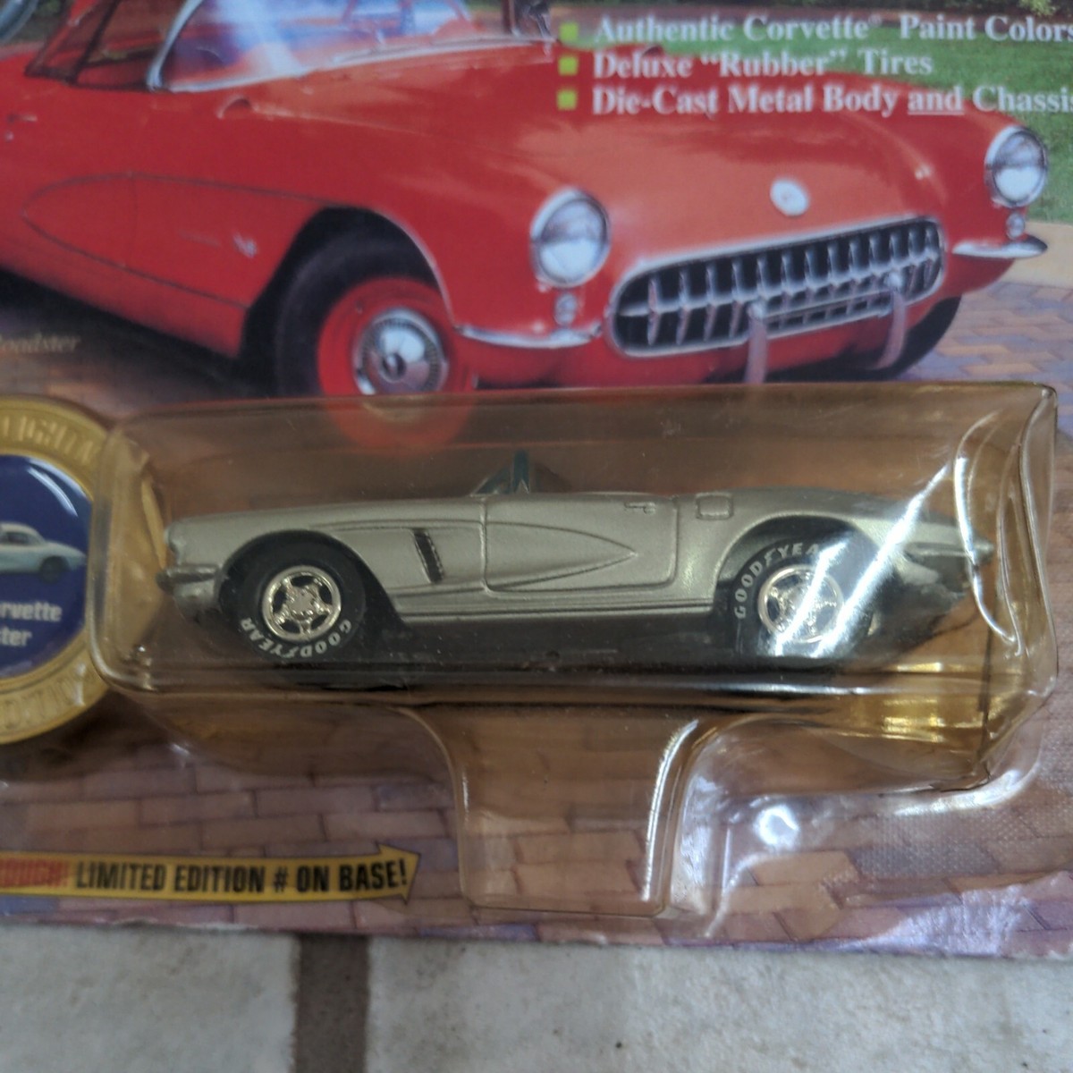 ミニカー Johnny Lightning 1966 Chevy Corvette Amazon.com: Johnny