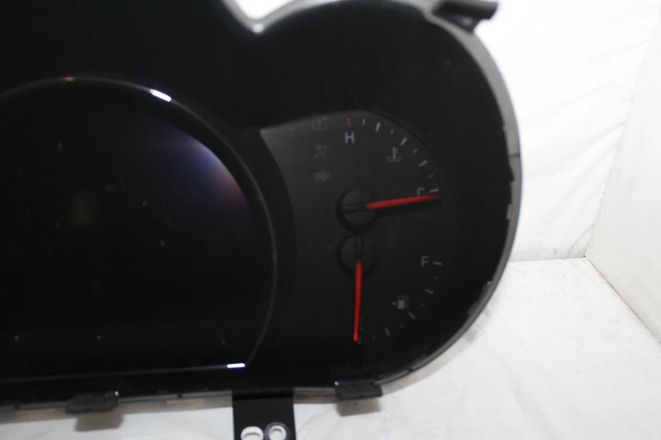 Cuadro de instrumentos velocímetro panel de instrumentos 2014 2015 Kia Sorento 83.576 millas Foto 4 de 4