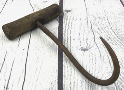 Antique Vtg Cast Iron Hog Meat Ice Hay Bale Farm Barn Hook Wood Handle