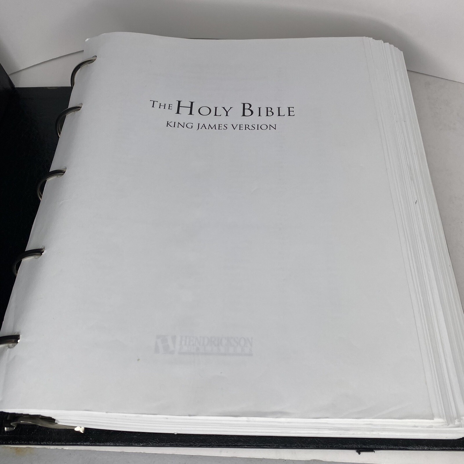 KJV Loose-Leaf Wide Margin Reference Bible 5!ring Binder by Hendrickson ...