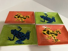 Modern Plastic Apperizer. Desert Plates set of 4 Frogs