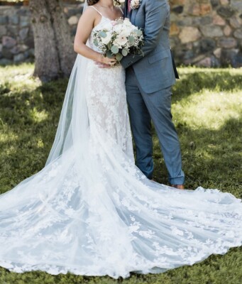 Enzoani Wedding Dress, Style: Summer, Floral, Lace, Fit & Flare, +Bustle | eBay Enzoani Wedding Dress, Style: Summer, Floral, Lace, Fit & Flare, +Bustle | eBay