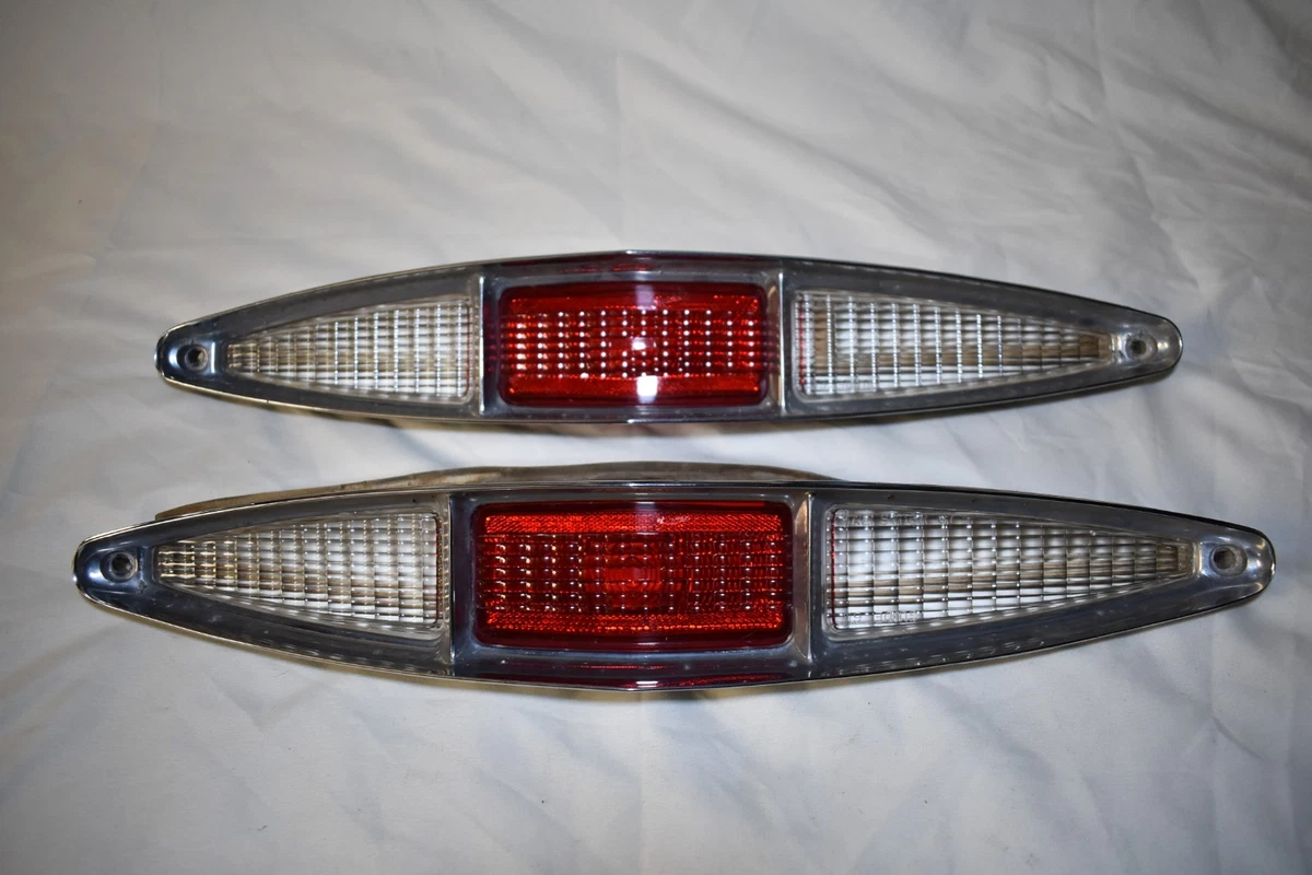 キャデラック？テールランプ Tail Lights for 1968 Cadillac DeVille with Vintage Part for sale