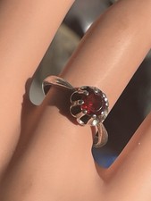 Bague ancienne Argent serti Rubis d'imitation/ Silver ring mock rubis stone