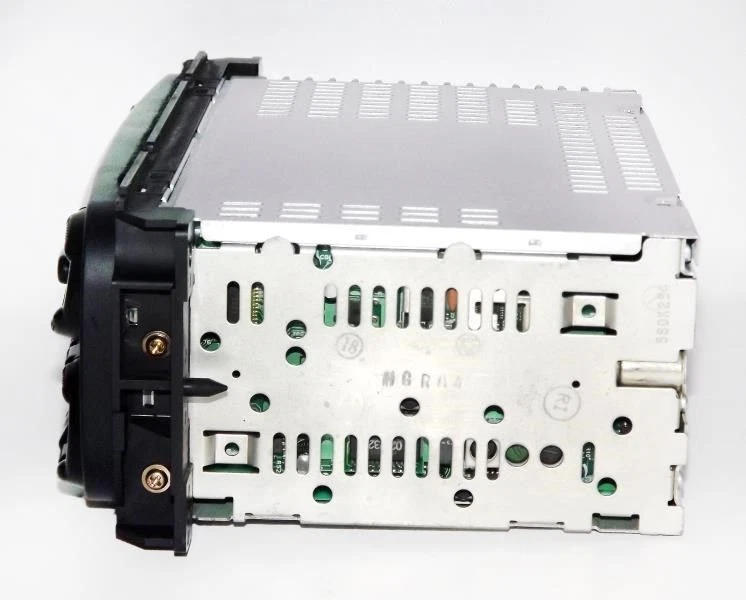 2003 Jeep Grand Cherokee AM FM CD rádio cassete atualizado com entrada auxiliar RAZ - Imagem 2 de 4