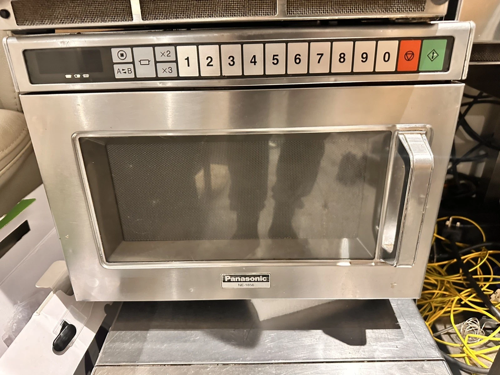 Panasonic Commerical microwave 1800w
Opens in a new window or tab