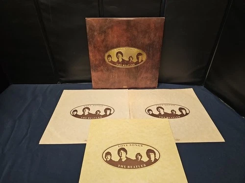 THE BEATLES LOVE SONGS 1977 2x Vinyl 2LP Capitol SKBL-11711 w/ Booklet EX