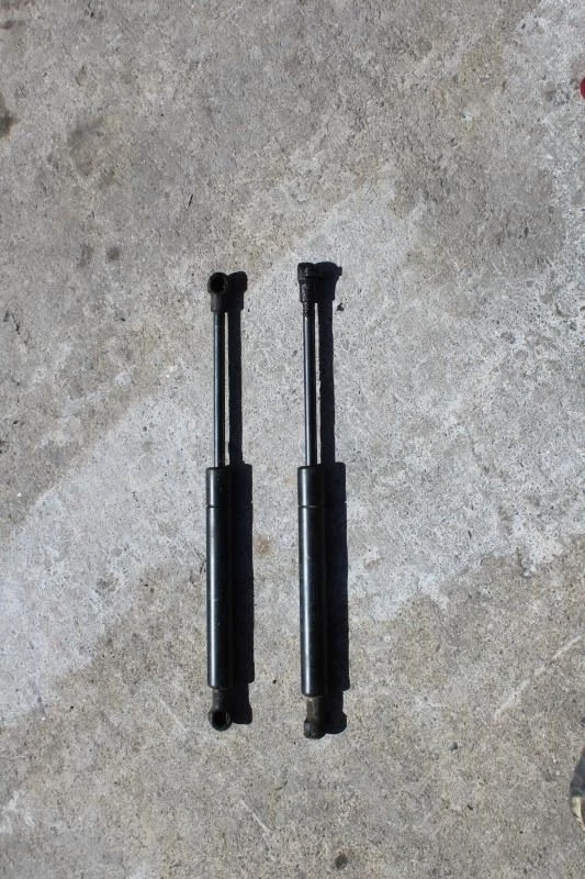 Par de amortiguadores Jaguar X Type 2004 2005 2006 2007 2008 Foto 2 de 4