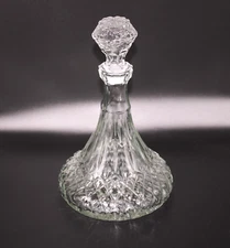 VTG Whiskey Liquor Decanter Genie Bottle Quilted Clear Glass Diamond Heavy 11"