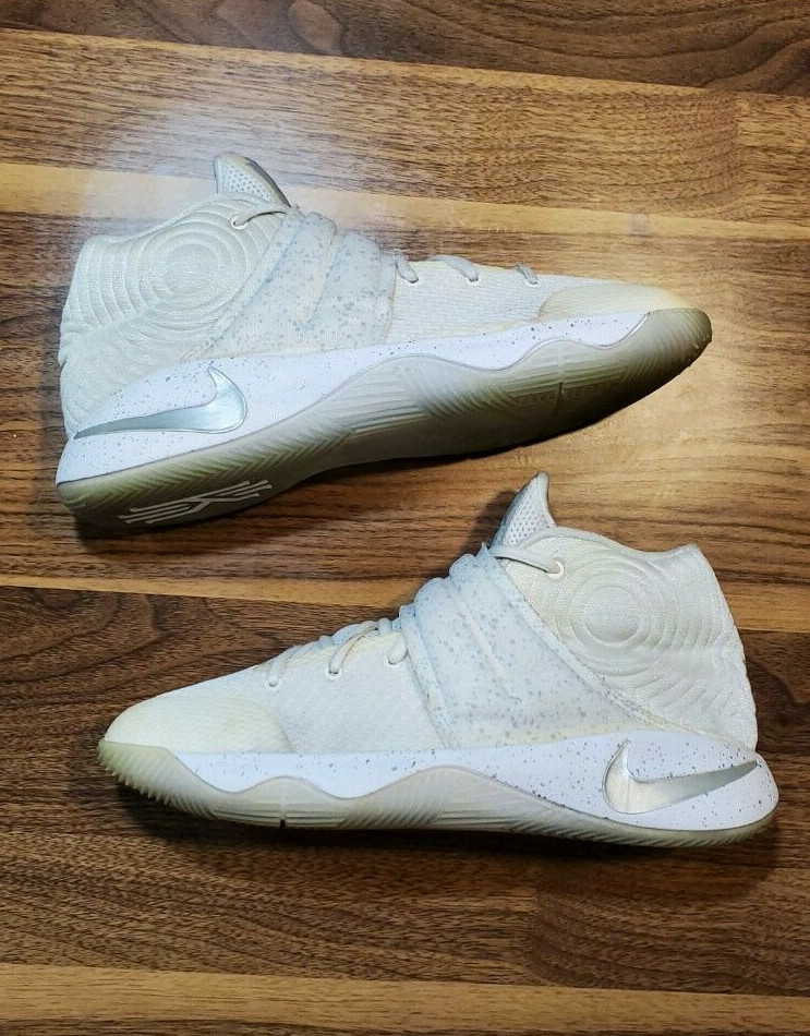 kyrie 2 size 5.5