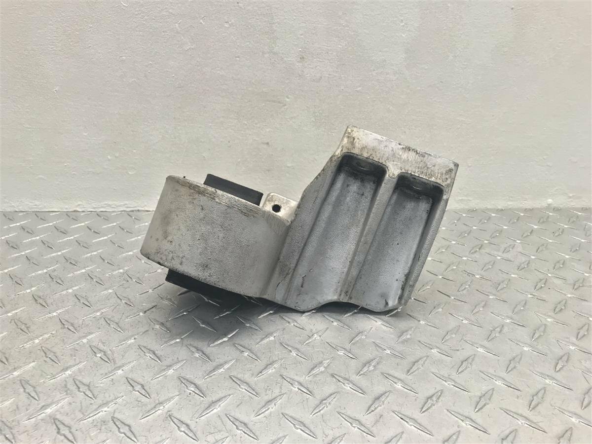 2002 DODGE DURANGO 4.7L REAR DRIVER ENGINE MOUNT OEM 52020243AB | eBay