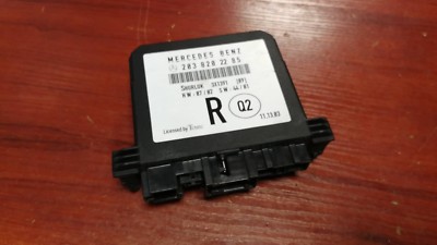 Mercedes MB W203 C KLASSE Türschloss Steuergerät hinten rechts Steuergerät 2038202285