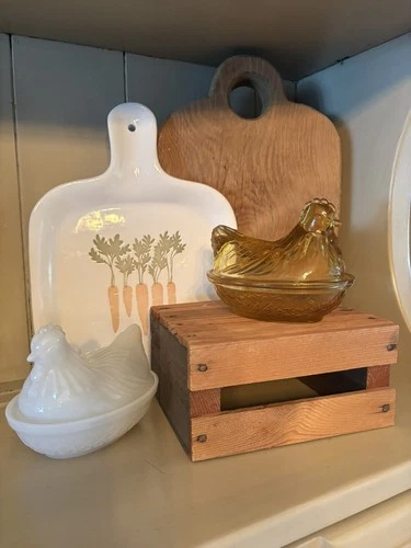 Vintage Hazel Atlas Hens On Nest - PAIR!