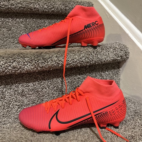 Nike Men Size 9 Mercurial Superfly 7 Academy FG/MG Soccer Cleats AT7946-606 - Picture 2 of 10