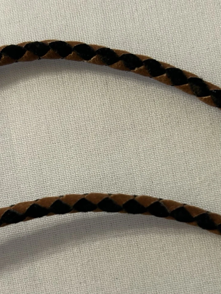 De Colección Bolo Corbata en Forma de Corazón Roca Chip Centro Tono Dorado Puntas/Cuero y Gamuza Cordón 34" Foto 3 de 4