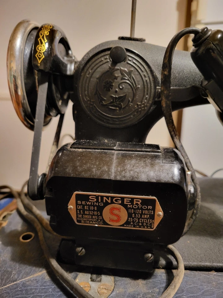 machine à coudre De Voyage  Singer Ancienne - Photo 4/4