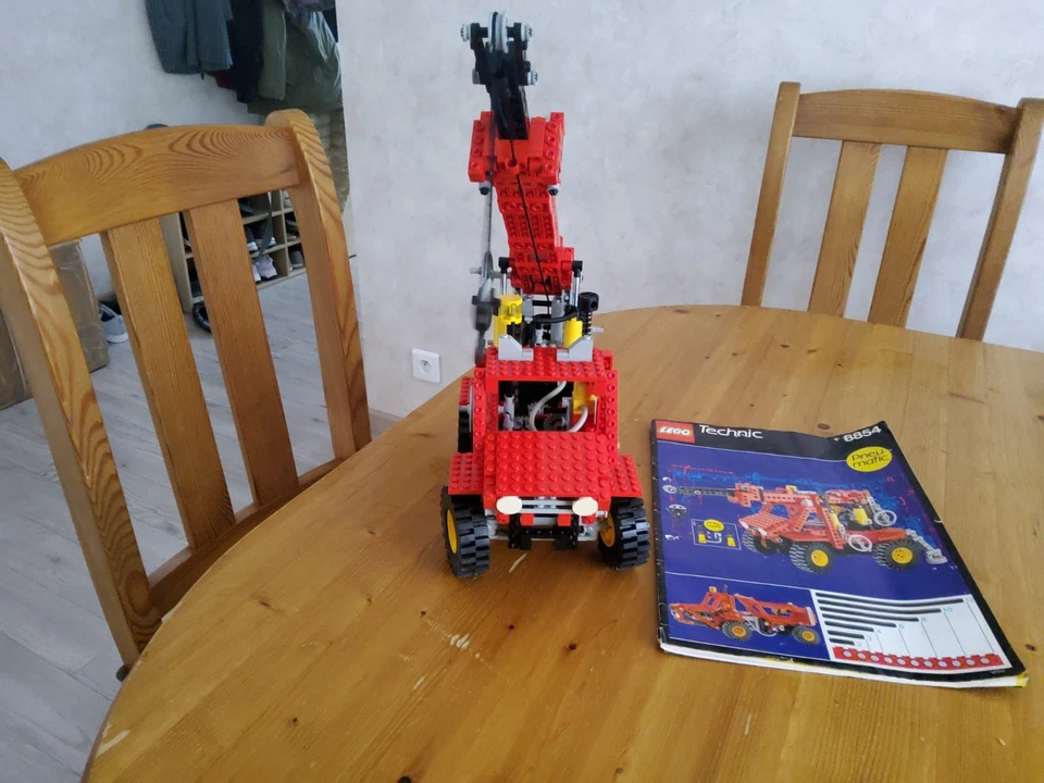 LEGO Technic 8854 Power Crane, photo 2 sur 5