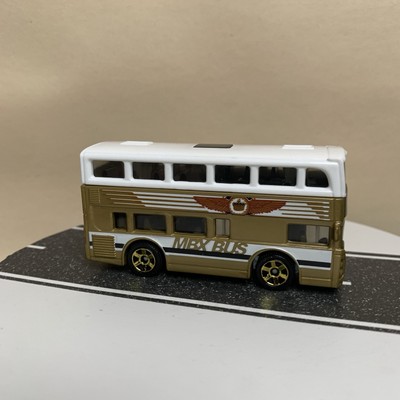 Matchbox MBX Adventure City Two Story Bus Gold/White Two-Tone 1:120 NM
