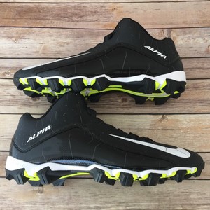 nike alpha shark cleats