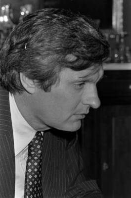 Actor Alan Alda being interviewed Film Star Movie Star Old Photo 18