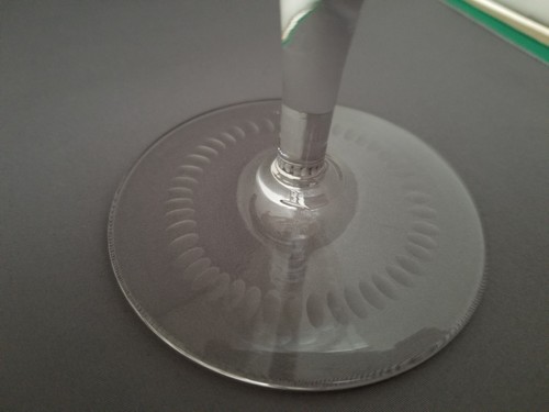 4 Elegant Era Elliptical Wave Cut Pattern Champagnes Tall Sherbets Glasses - Picture 4 of 4