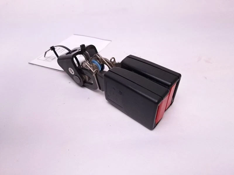 Hebilla de cinturón de seguridad trasero derecho se adapta a MERCEDES-BENZ E500 2003 Foto 2 de 4