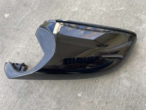 USED BMW X2 F39 FRONT RIGHT DOOR MIRROR CAP COVER 	51169449378 ORIGINAL