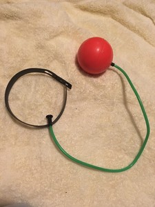 leg skipping toy