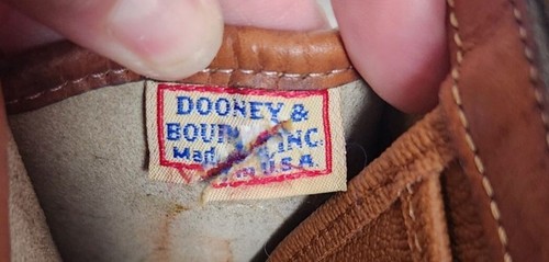 Vtg. Dooney & Bourke Small Pebbled Ivory Leather Crossbody Bag - Picture 8 of 9