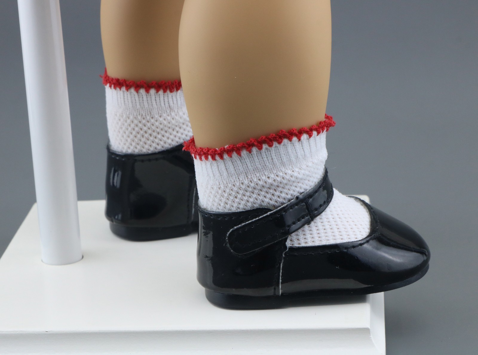 American Girl black Mary Jane shoes & white Socks for 18'' doll Molly Samantha