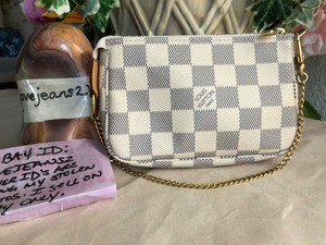 lv pochette accessoires azur