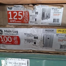 GE PowerMark Gold 125 14 Space Circuit Load Center Main Lug Breaker Panel