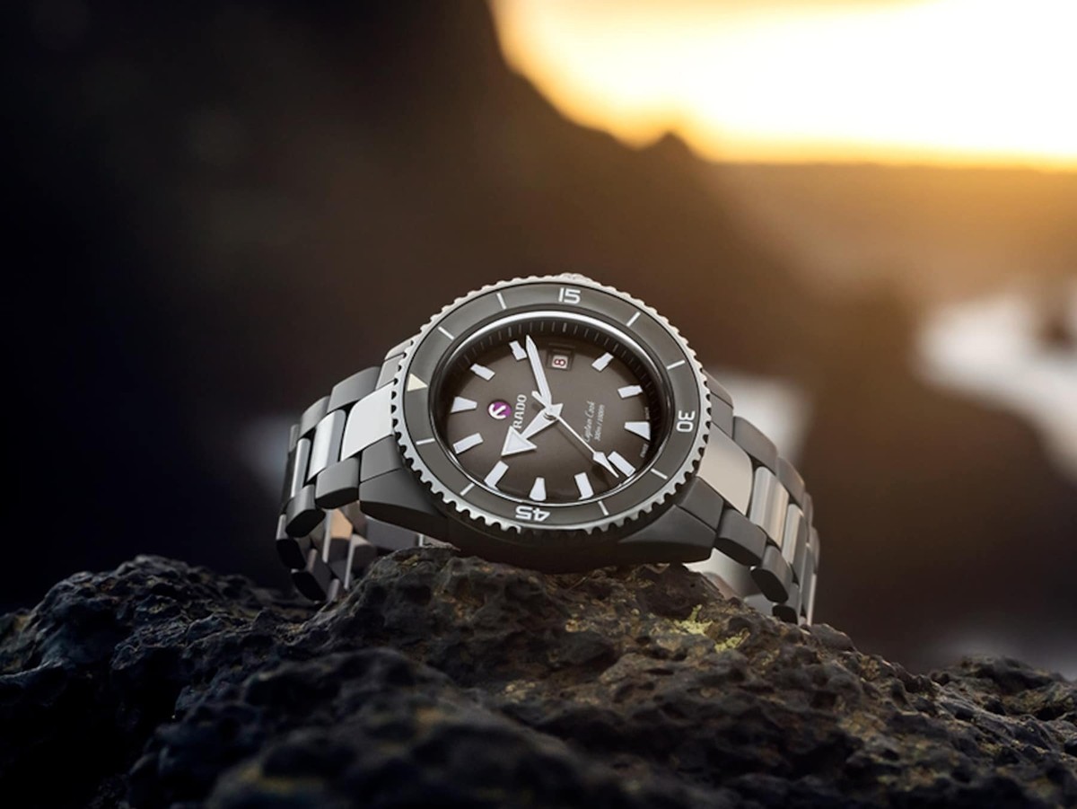 RADO ☆時計 New Rado Captain Cook High-Tech Ceramic Diver Gray Dial Men's