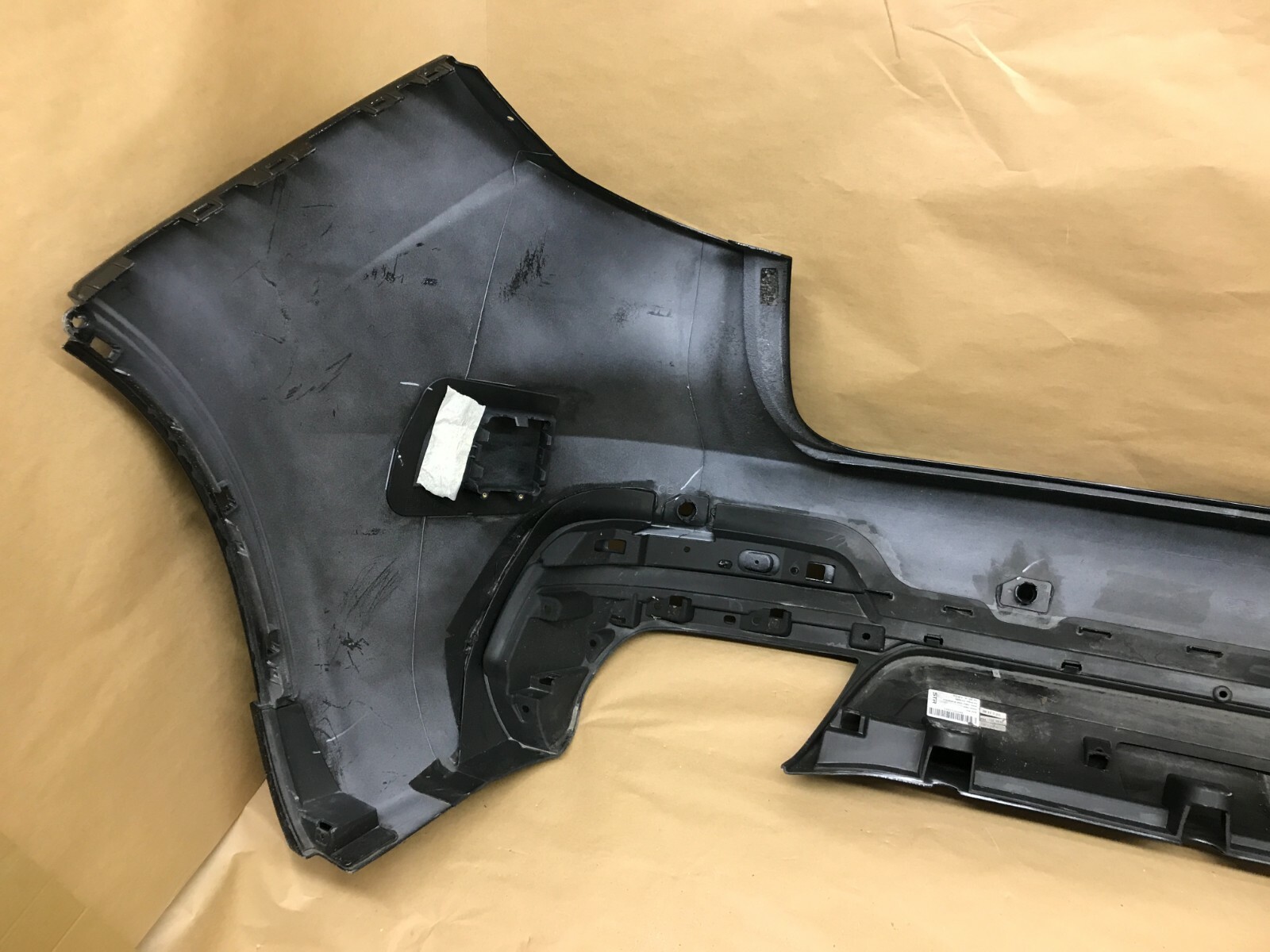 2022 2023 Maserati Levante GT Sport Rear Bumper Cover Sensor Type OEM M161 Good