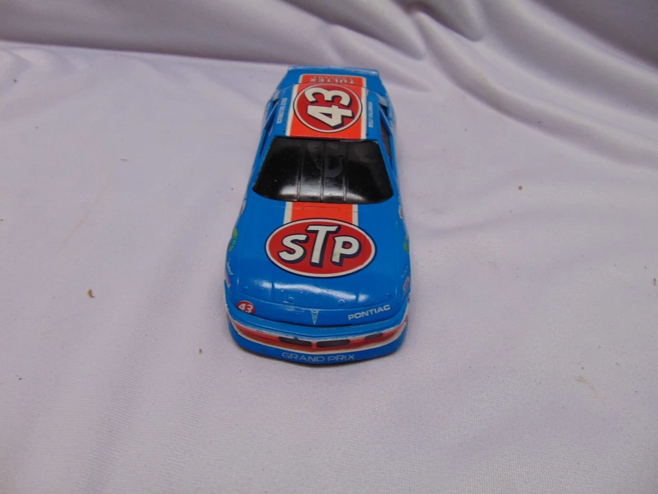 Carreras Die Cast Wally Dallenbach #43 NACAR Pontiac Key Bank coche #5.000 1/25 Foto 2 de 4